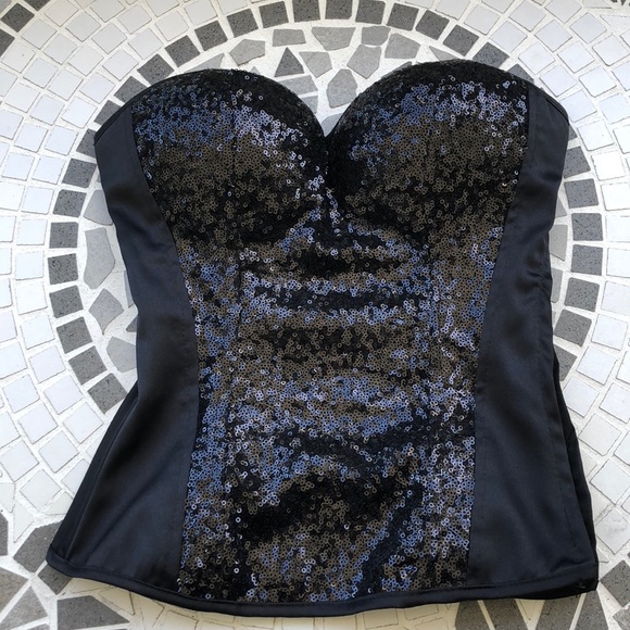 Charlotte Russe Tops - Fabulous black corset with sequins. 😘♥️